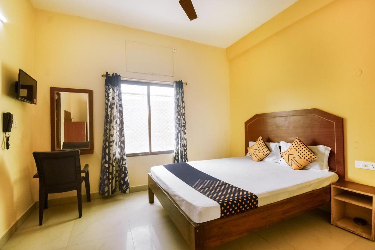 Spot On 74793 Hotel Sai Sudha プリ エクステリア 写真