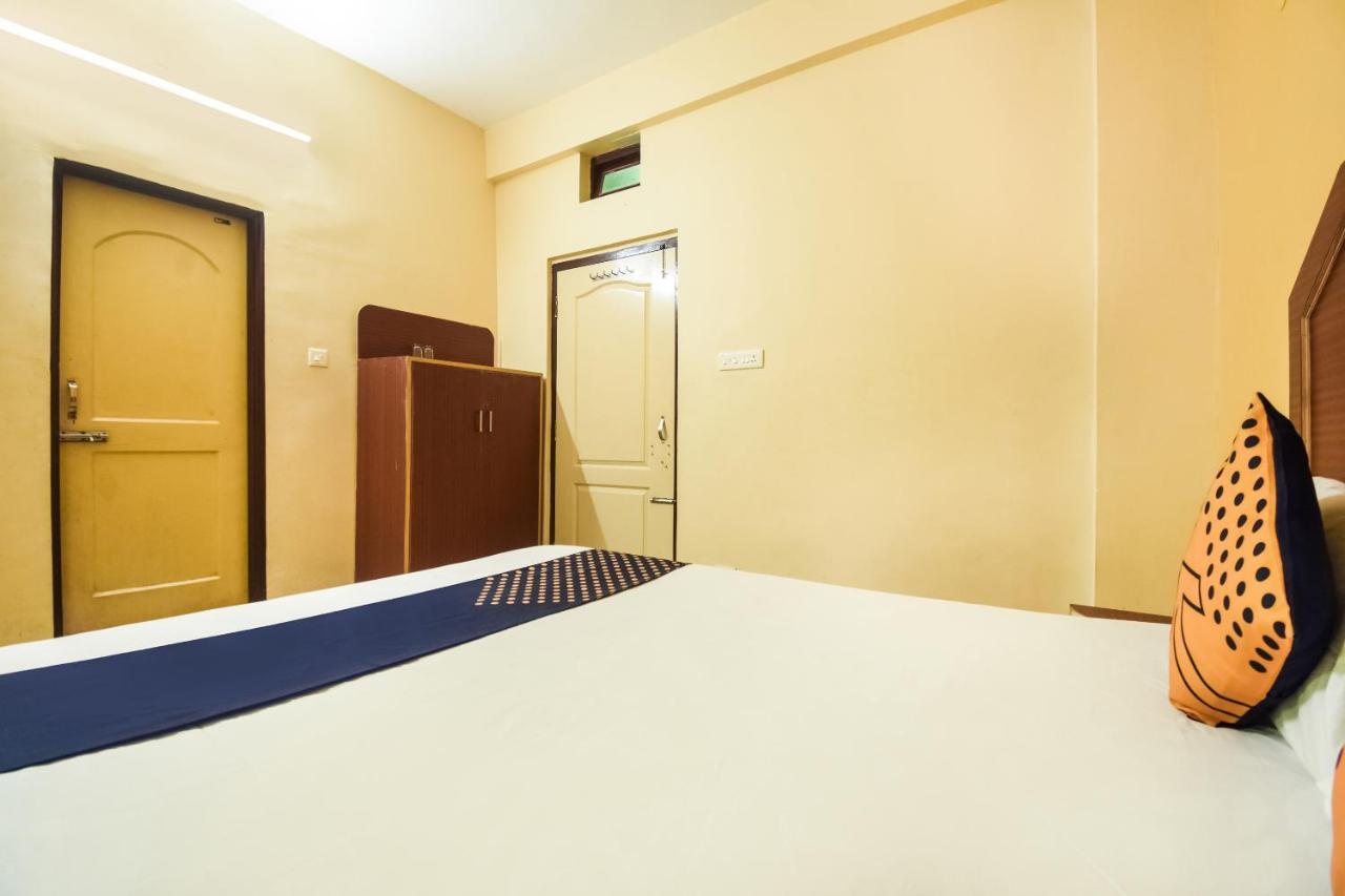 Spot On 74793 Hotel Sai Sudha プリ エクステリア 写真